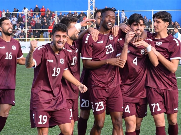 النجمة يفك صيامه ملتهماً شباك الراسينغ برباعية ويتقدم للصدارة مؤقتاً..