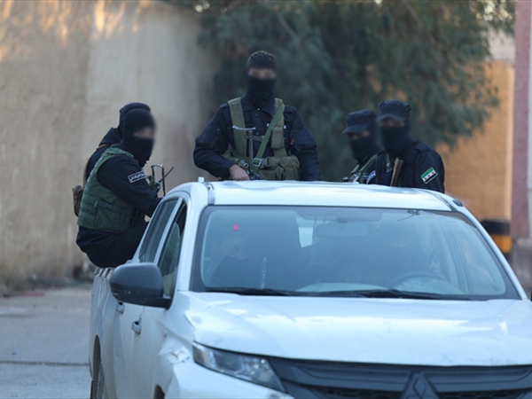 اعتقال خليَّة لداعش في ريف دمشق بعد مداهمة مراكز تواجد [...]