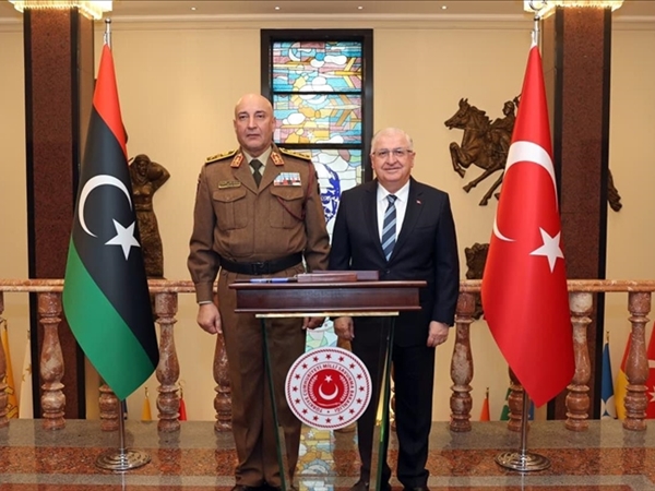 مقتل رئيس الأركان الليبي بتحطم طائرته فوق أنقرة