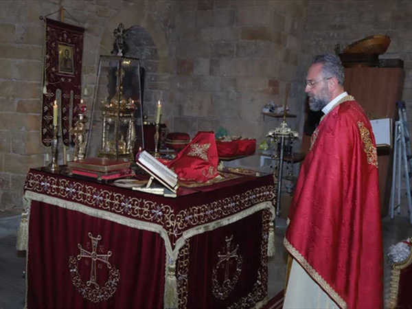 قداديس الميلاد تعمُّ المناطق  ورسائل روحية ووطنية جامعة