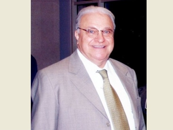 "الأيتام الإسلامية" تودّع أحد أعمدتها: محمد بركات قامة إنسانية تركت أثراً لا يُمحى