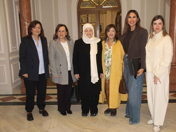 بهية الحريري تستقبل وفداً من المجلس الإداري لـ«جمعية المواساة»