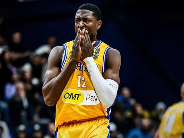 "الرياضي" يهزم "المركزية" ويعزز صدارته لبطولة لبنان السلوية بالعلامة الكاملة..