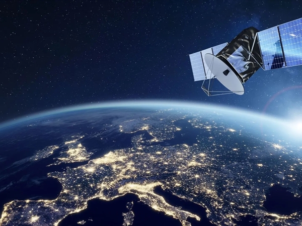 الأقمار الصناعية .. عيون معلَّقة في السماء تكتب يوميات الأرض [...]