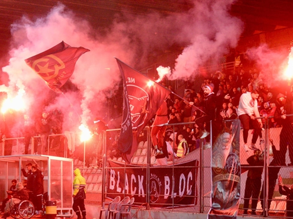 "النجمة" يهزم "الحكمة" بثلاثية ويستعيد الصدارة من الانصار مؤقتاً..