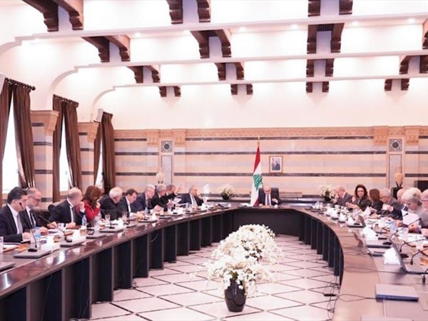 مجلس الوزراء أقرّ قانون «الفجوة المالية» بالتصويت: 13 وزيراً مع و9 ضد