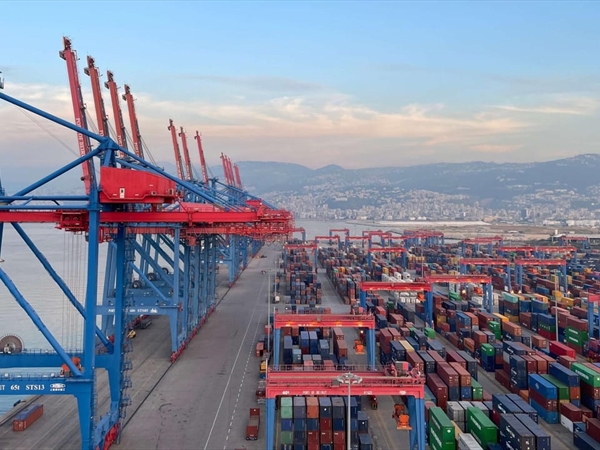 مرفأ بيروت يمدّد ساعات العمل خلال موسم الأعياد