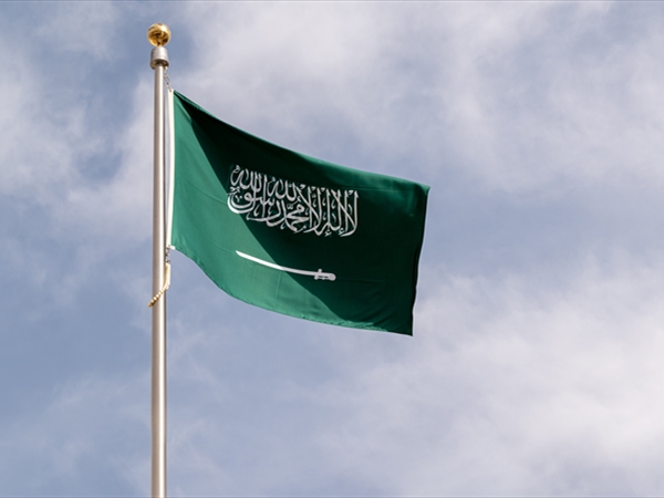 السعودية: نأمل اتخاذ الإمارات ما يلزم للحفاظ على العلاقات الثنائية