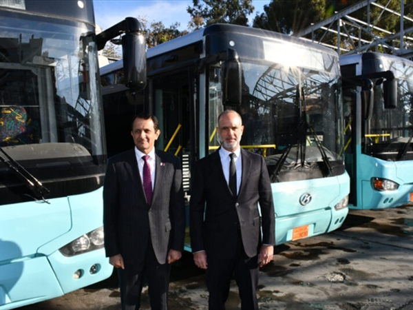 رسامني يتسلَّم هبة قطرية لدعم النقل المشترك: 30 حافلة ستغذِّي [...]