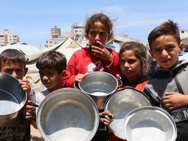 الاحتلال يوقف عمل المنظمات الإنسانية في فلسطين: ترجمة ميدانية لحالة الانهيار شبه الكامل في المنظومة الصحية والخدمية