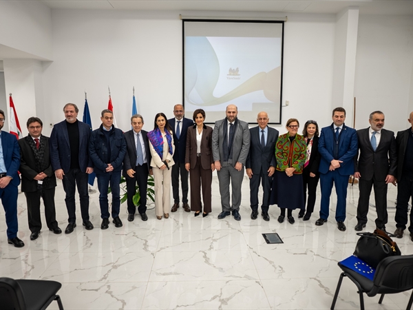 لبنان يفتتح أول مركز لمعالجة النفايات الطبية المعدية