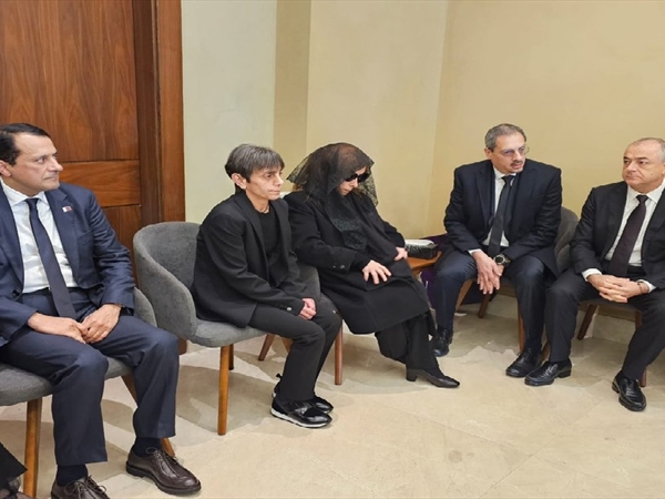 فيروز تتقبل التعازي بنجلها في المحيدثة - بكفيا