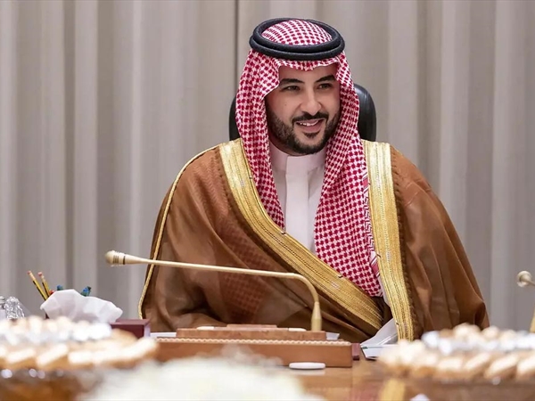 وزير الدفاع السعودي: حل المجلس الإنتقالي حرص على القضية الجنوبية