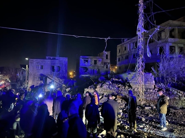 نغمة الإنذارت والغارات تعود وتصيب بلدات في البقاع والجنوب: جريحان في غارة إسرائيلية على سيارة واجتماع أمني لنتنياهو!