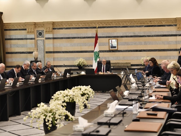 مجلس الوزراء أقرَّ تعيينات الجمارك.. وتصحيح رواتب القطاع العام لمزيد من الدرس