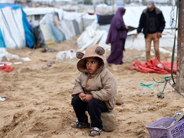 غزَّة في نكبة البرد.. قتل وحجز مساعدات ومسح عشرات المنازل والمنشآت