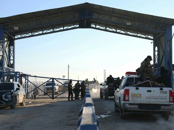 أردوغان يدعو أكراد سوريا لإلقاء السلاح ووزير الدفاع السوري يطالب قسد بوقف الاعتقالات