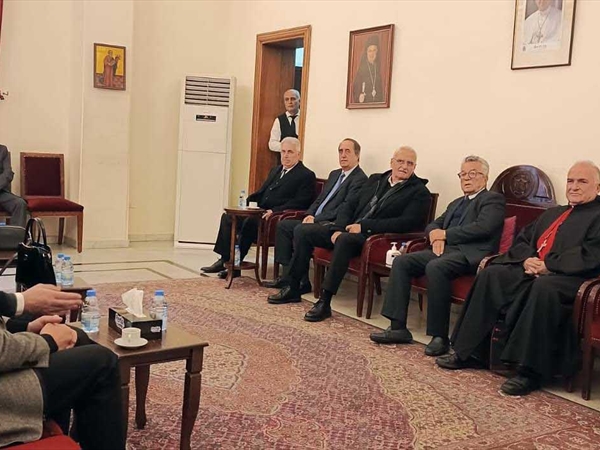 المقدسي تقبَّل التعازي بوفاة شقيقه