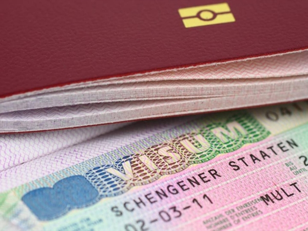 نصّاب فيزا الـschengen... هكذا يحتال عليكم!