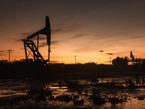 خطة أميركية لـ"السيطرة" على نفط فنزويلا