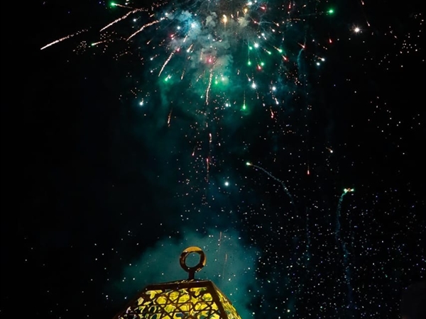 صيدا تفتتح موسمها الرمضاني من قلب المدينة: إنارة الفانوس الكبير في ساحة النجمة