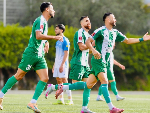 عاصفة الانصاريين تجتاح شباك الراسينغ وتعزز صدارتهم للدوري الكروي..