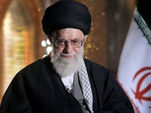 "نقل إلى مكان آمن": خامنئي ليس في طهران.. وبزشكيان بخير!