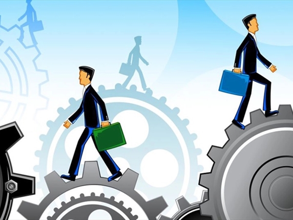 في العمل أمل!