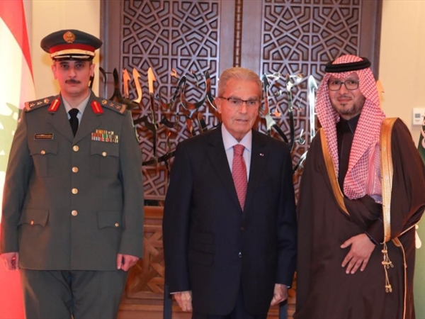 وديع الخازن هنأ بخاري بيوم التأسيس:مناسبة وطنية مضيئة جعلت من المملكة نموذجا في الجمع بين الثبات على المبادئ ومواكبة التطور