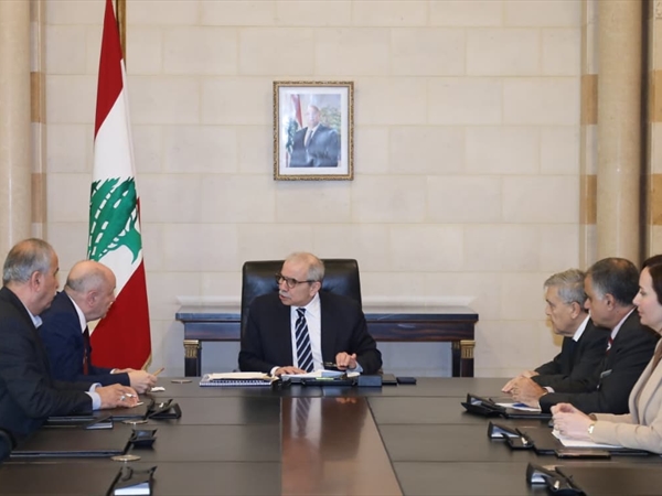 الأسمر من السراي: الزيادات الضريبية والرسوم المجحفة تؤثر سلباً على [...]