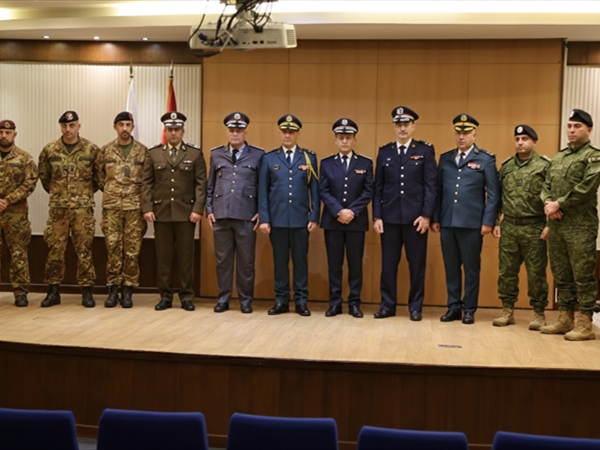 الأمن العام اختتم المرحلة الأولى من الدورة التدريبية المشتركة لتأهيل [...]