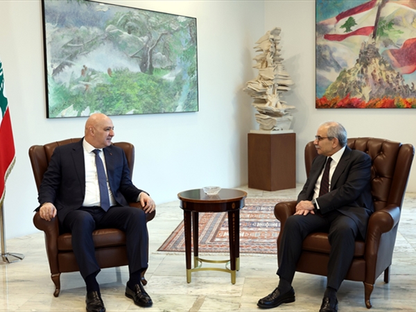 عون عرض وسلام تحضيرات مؤتمر دعم الجيش وترأس اجتماعاً أمنياً لتقييم نتائج لقاء القاهرة