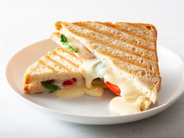 حلم الفقراء في سندويش!