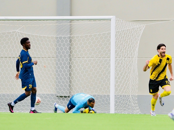 العهد يعود من جويا فائزاً والصفاء يتقدم نحو مربع اوائل [...]