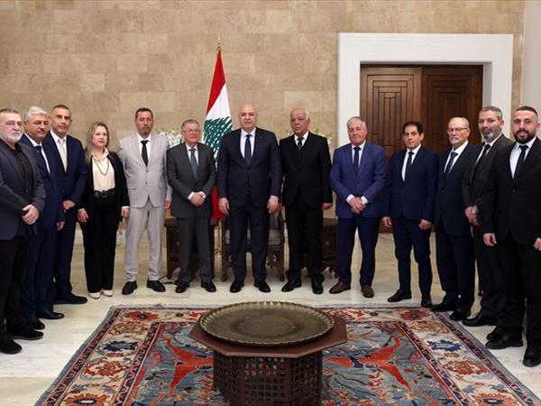 عون: ننتظر الدعم المالي للبدء بورشة إعادة إعمار الجنوب