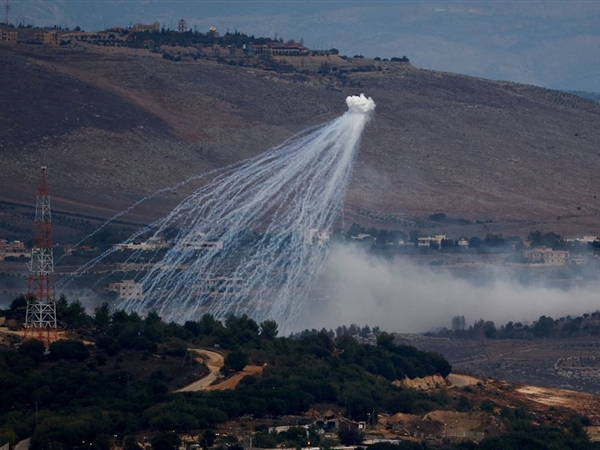 تجفيف الغطاء النباتي بـ"مواد سامة" جنوبًا.. والعدو يزعم: أهدافنا أمنية