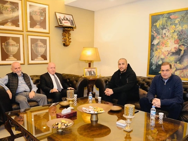 حيدر يلتقي الجزائري بوقرة المدرب الجديد لمنتخب لبنان بحضور الشحف [...]