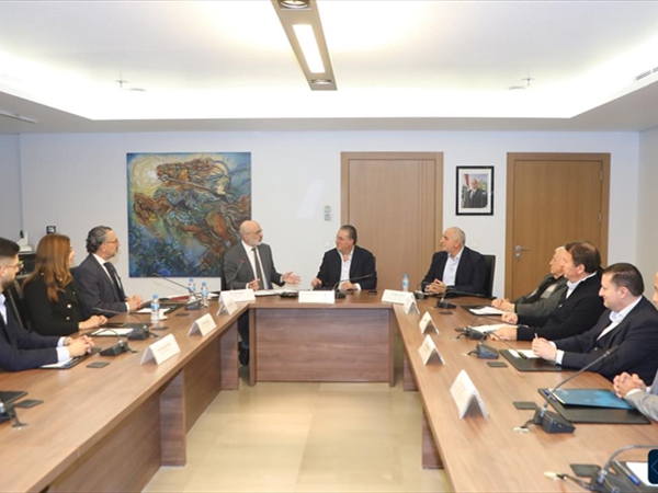 تعاون بين غرفة بيروت و«الأميركية» لدعم العمل الأكاديمي والبحثي