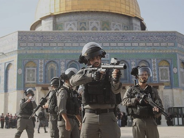 مع اقتراب شهر رمضان المبارك: الاحتلال يسعى لعسكرة القدس استعداداً لتوسيع عدوانه