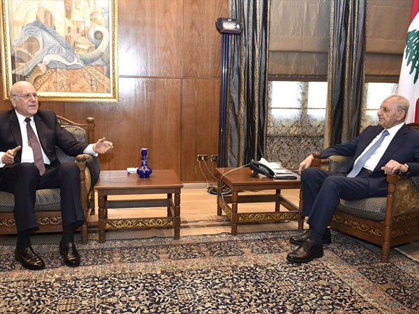 بري عرض التطورات مع ميقاتي والحاج وعن تأجيل الانتخابات: لم أذكر أي سفير!