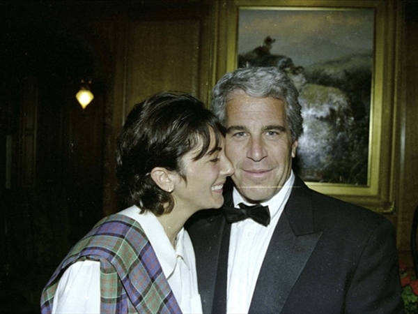 شرطٌ صعب من شريكة إبستين لفضح كلّ الملفات... ما علاقة [...]