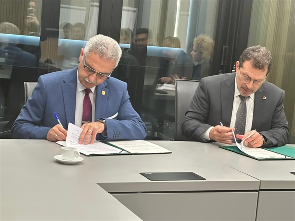 مذكَّرة تفاهم لتعزيز الذكاء الاصطناعي