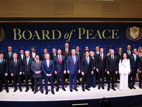 من إعلام العدو: الإجتماع الأول لمجلس السلام: لا مساعدات ولا [...]