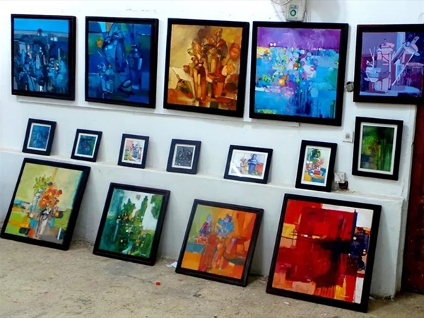 قفشات ثقافية (7)