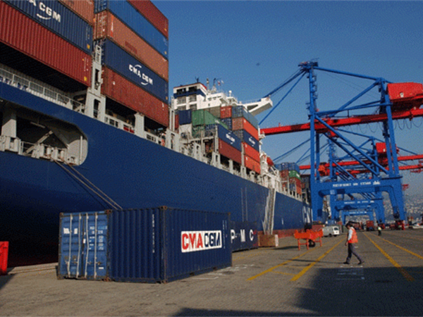 الصادرات الصناعية إلى سوريا تقارب الـ 170 مليون دولار مُعطلة... [...]