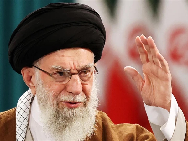 خامنئي يُهدّد بالصراع الإقليمي: لن نبدأ الحرب ولكن!