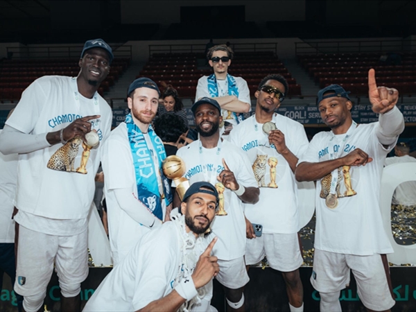 اللبنانيان عرقجي واسماعيل قادا العلا للتتويج ببطولة السعودية لكرة السلة..