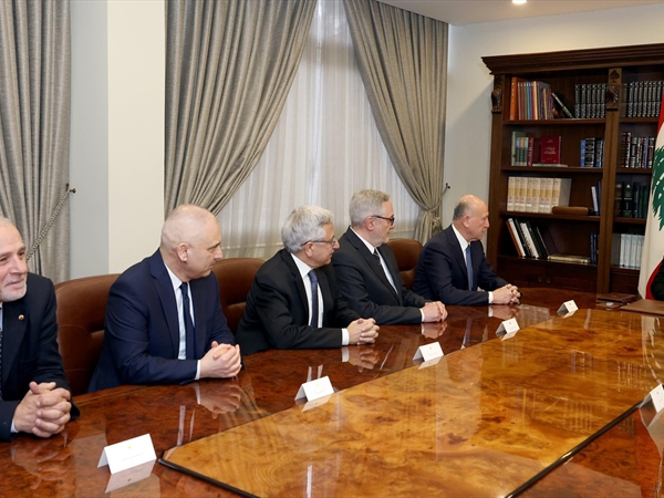 عون: نؤكّد الإصرار على إجراء الانتخابات في أيار