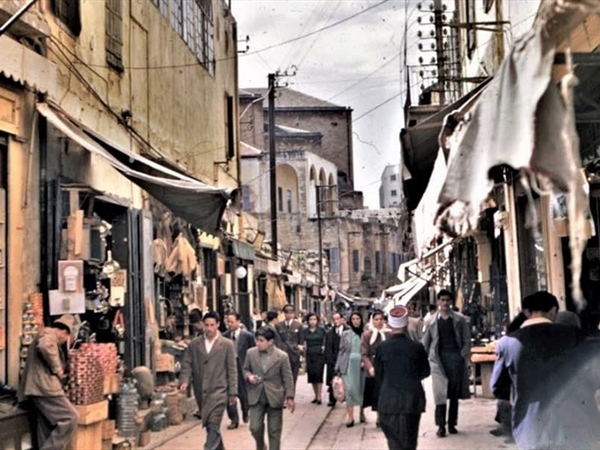 بيوت الله في بيروت: رحلة عبر قرون من الإيمان والعمارة [...]