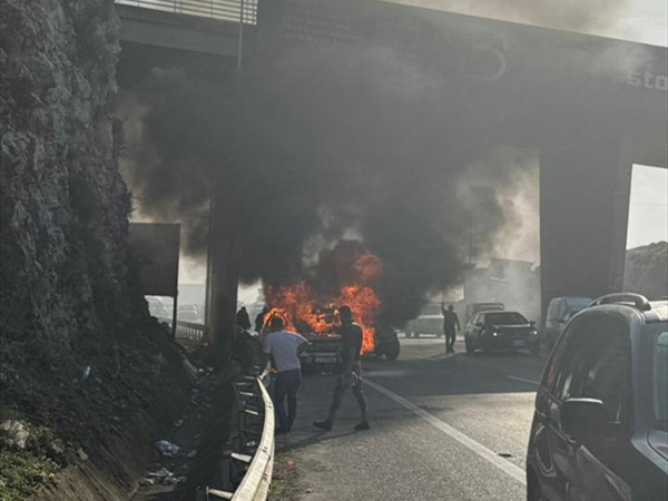 احتراق سيارة في خلدة نتيجة ماس كهربائي ولا يوجد أي حدث أمني